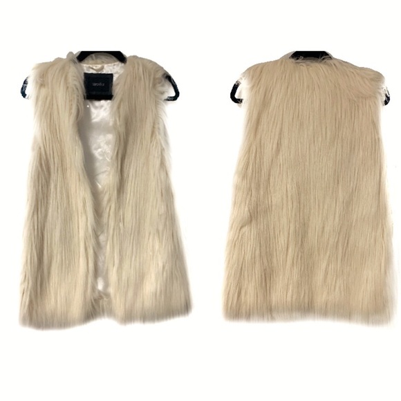 Unreal Fur play vest cream ivory vegan Medium - Picture 8 of 14